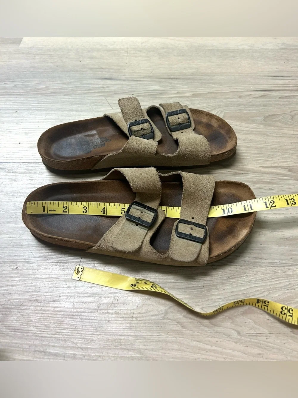 Naot Men’s Sandals Sz US 11 EU 44 Beige Santa Barbara 2 Suede 2 Strap Slide